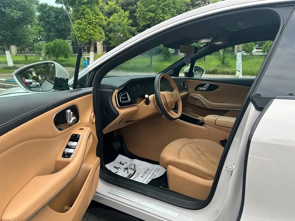 Roewe Feifan R7 2024 из CN, фото 4