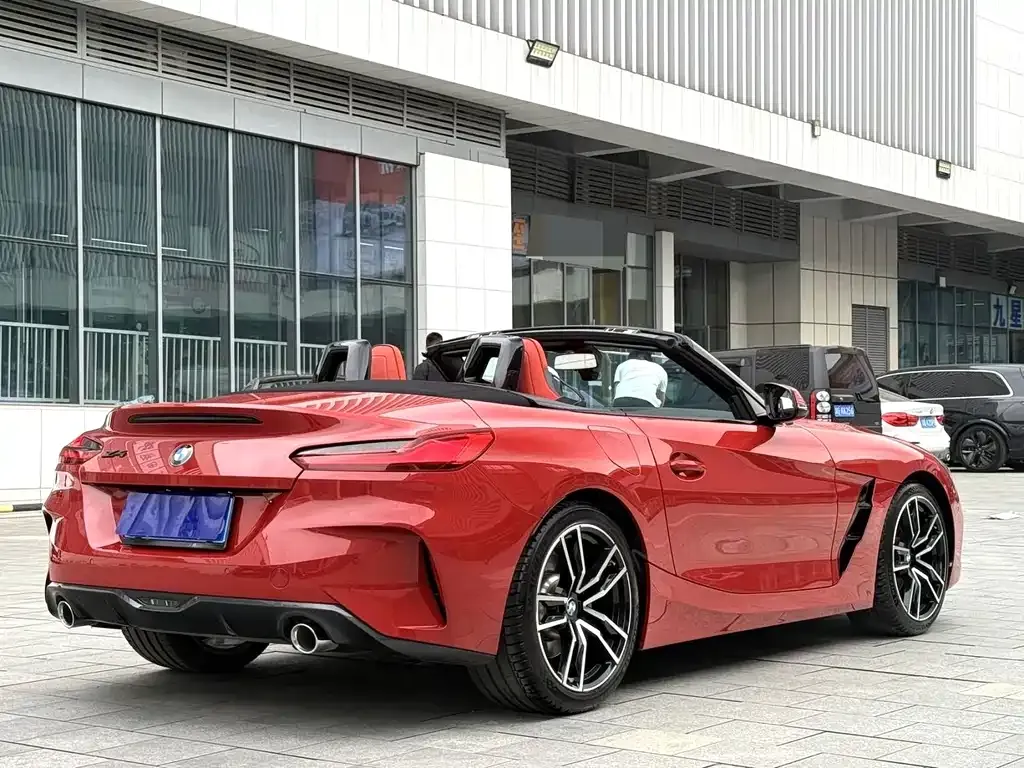 BMW Z4 — фото 4