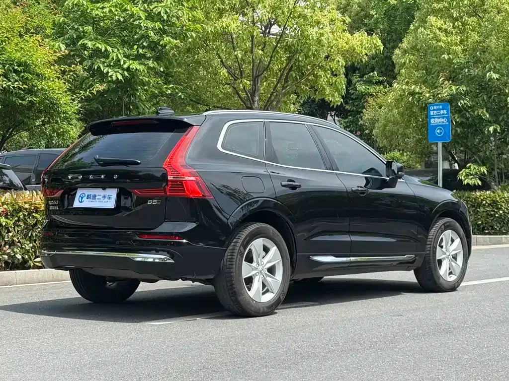 Volvo XC60 2022 из CN, фото 9