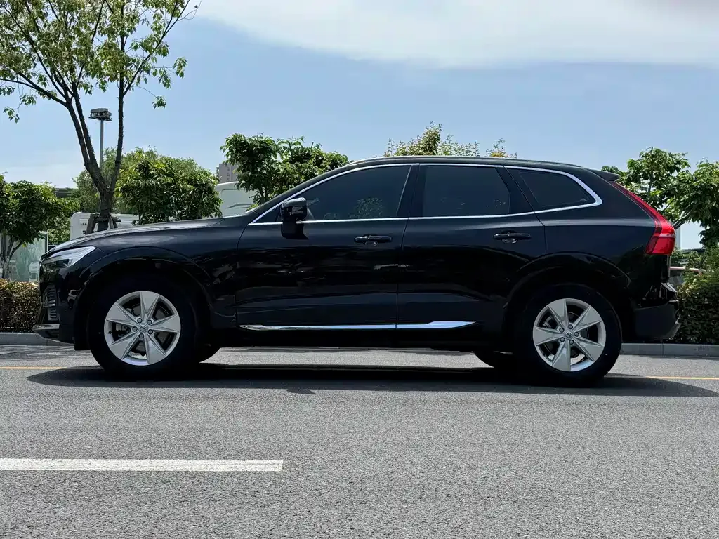 Volvo XC60 2022 из CN, фото 10