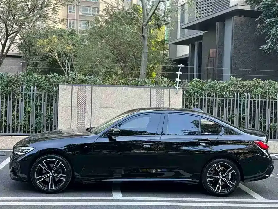 BMW 3 Series 2022 из CN, фото 7