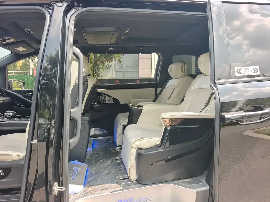 GAC Motor Trumpchi M8 2022 из CN, фото 3