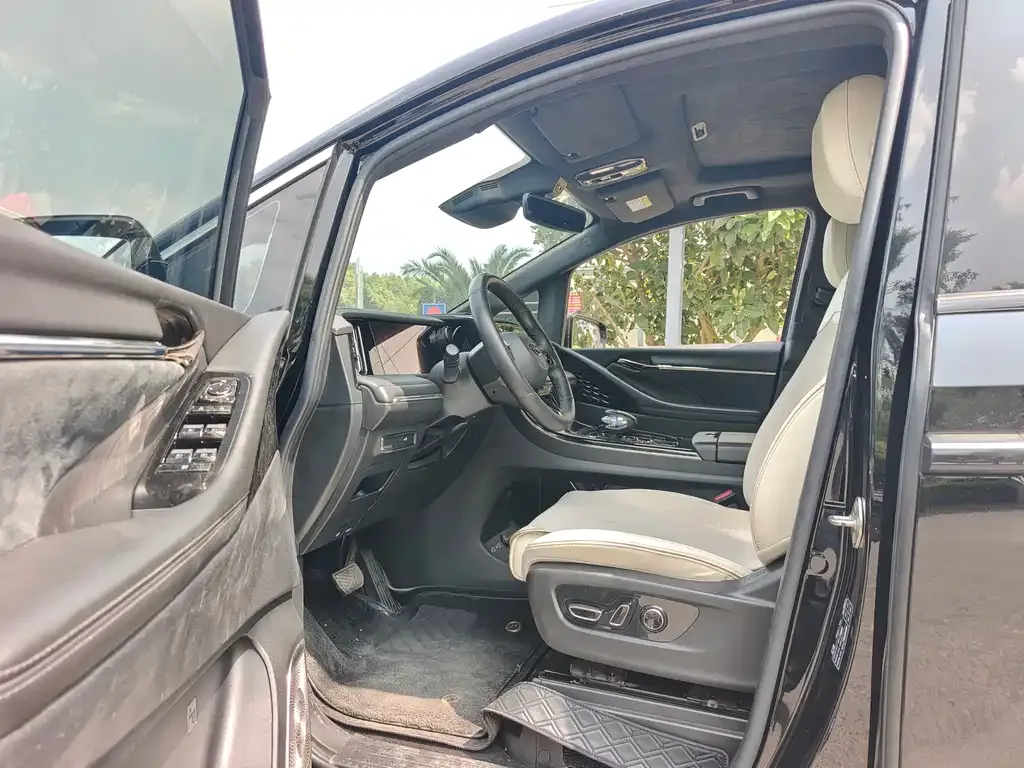 GAC Motor Trumpchi M8 2022 из CN, фото 2