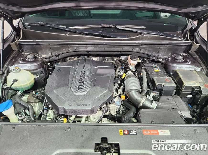 Kia Sorento — фото 10