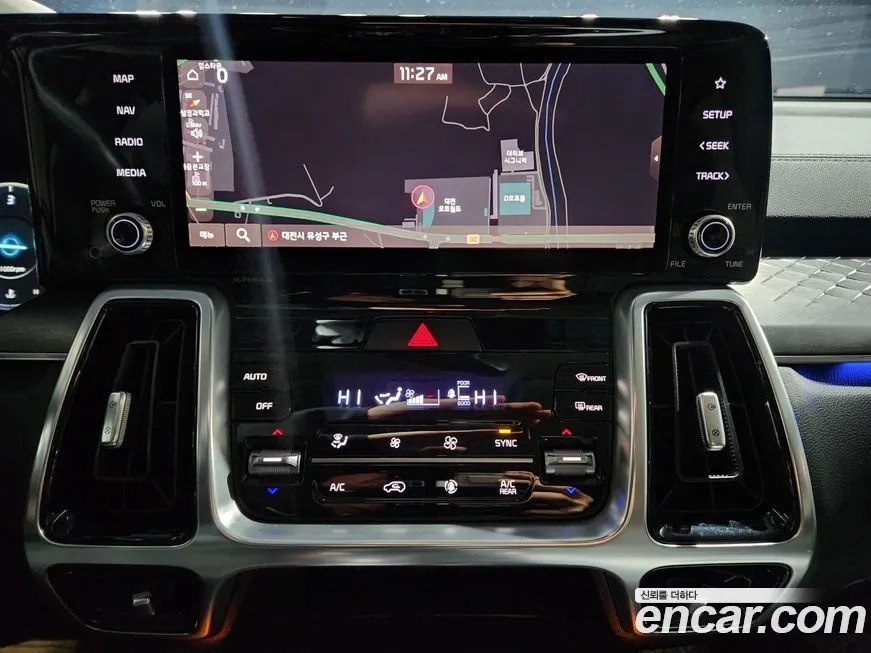 Kia Sorento — фото 9