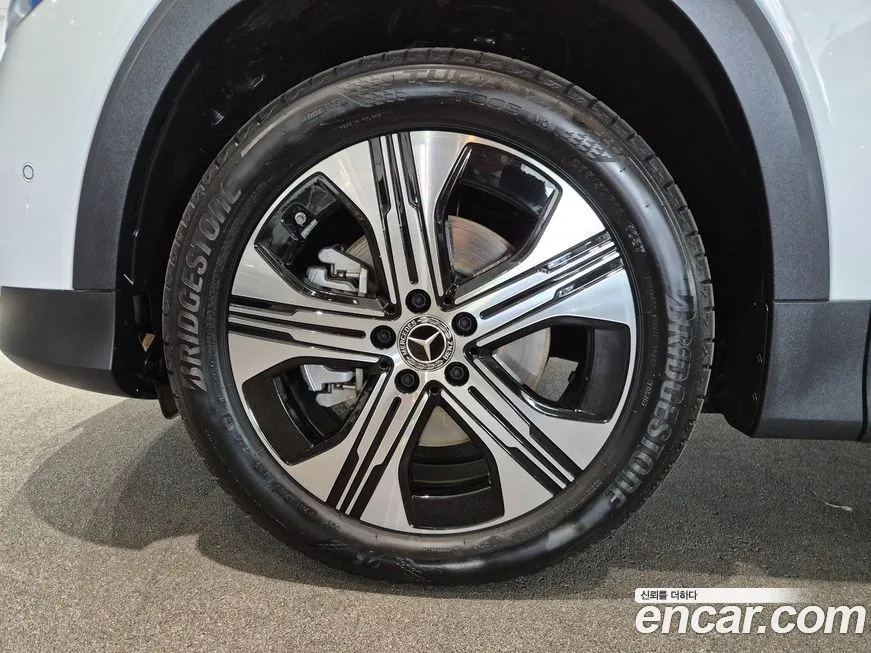 Mercedes-Benz EQB 2026 из KR, фото 7