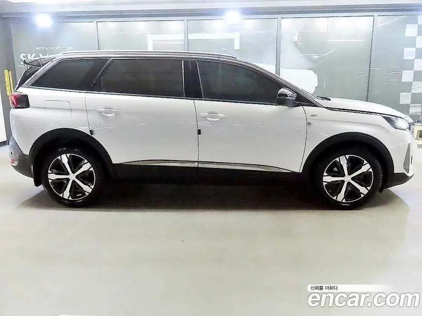 Peugeot 5008 2022 из KR, фото 3