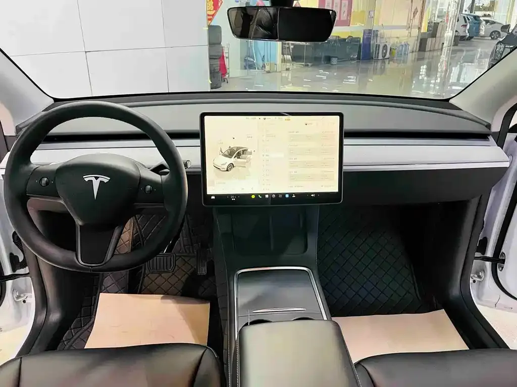 Tesla Model Y 2024 из CN, фото 7