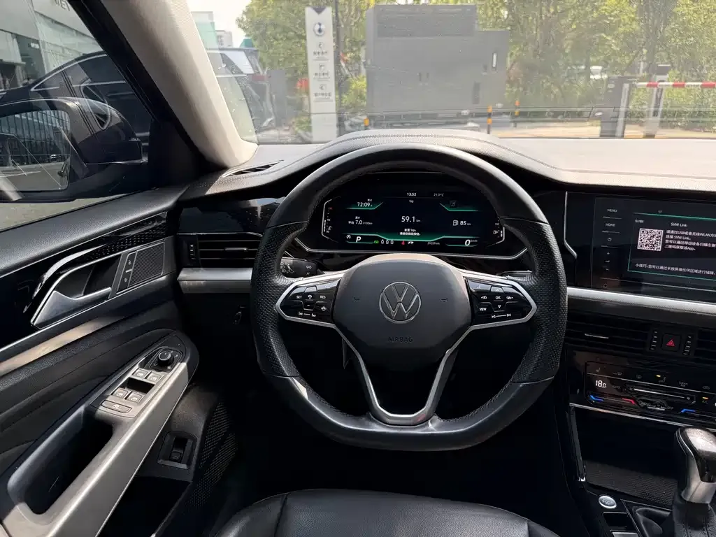 Volkswagen Passat — фото 3