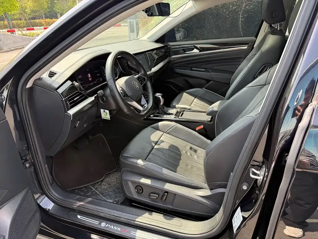 Volkswagen Passat — фото 4