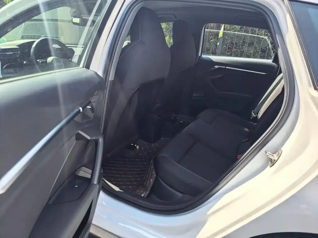 Audi A3 2021 из CN, фото 4