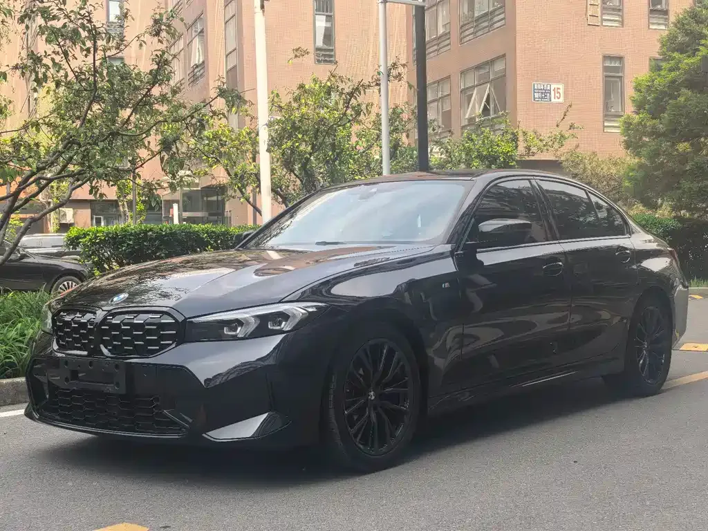BMW 3 Series — фото 1