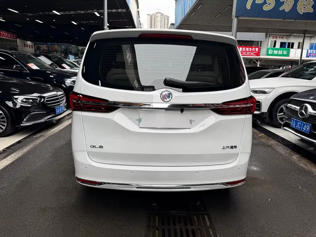 Buick GL8 2025 из CN, фото 2