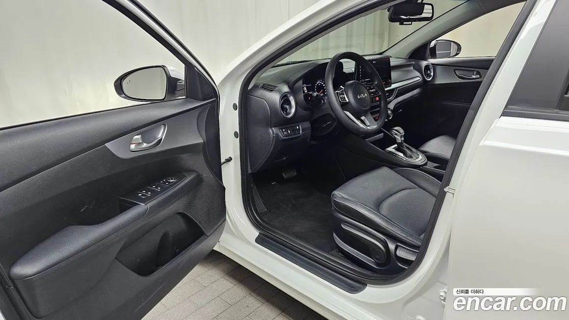 Kia K3 2022 из KR, фото 10