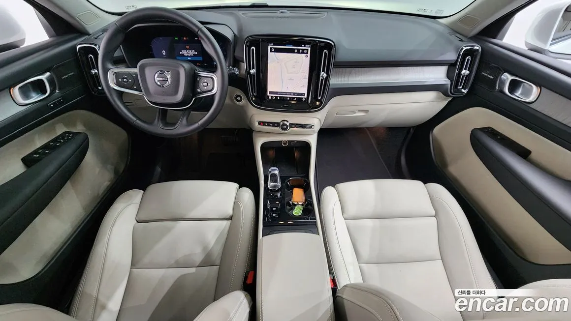 Volvo XC40 2025 из KR, фото 10