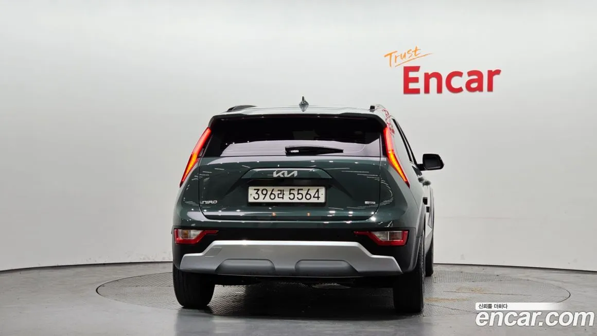 Kia Niro 2023 из KR, фото 2