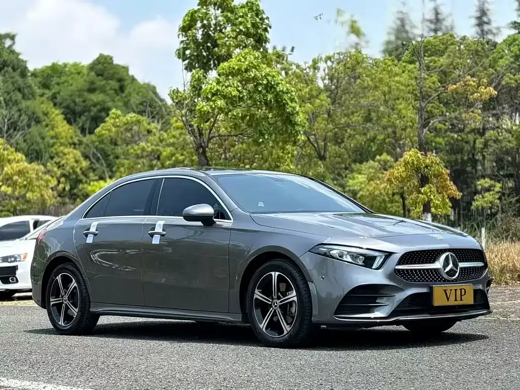 Mercedes-Benz A-Class — фото 10