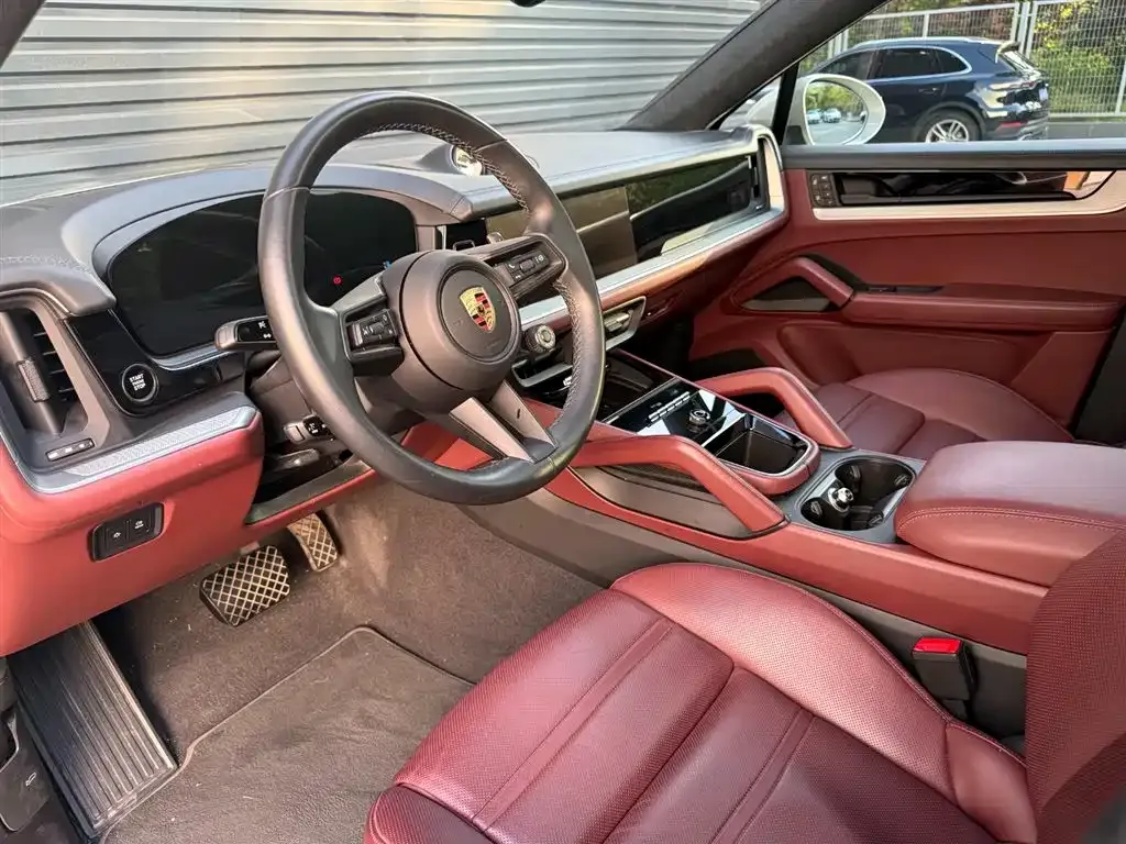 Porsche Cayenne 2024 из CN, фото 4