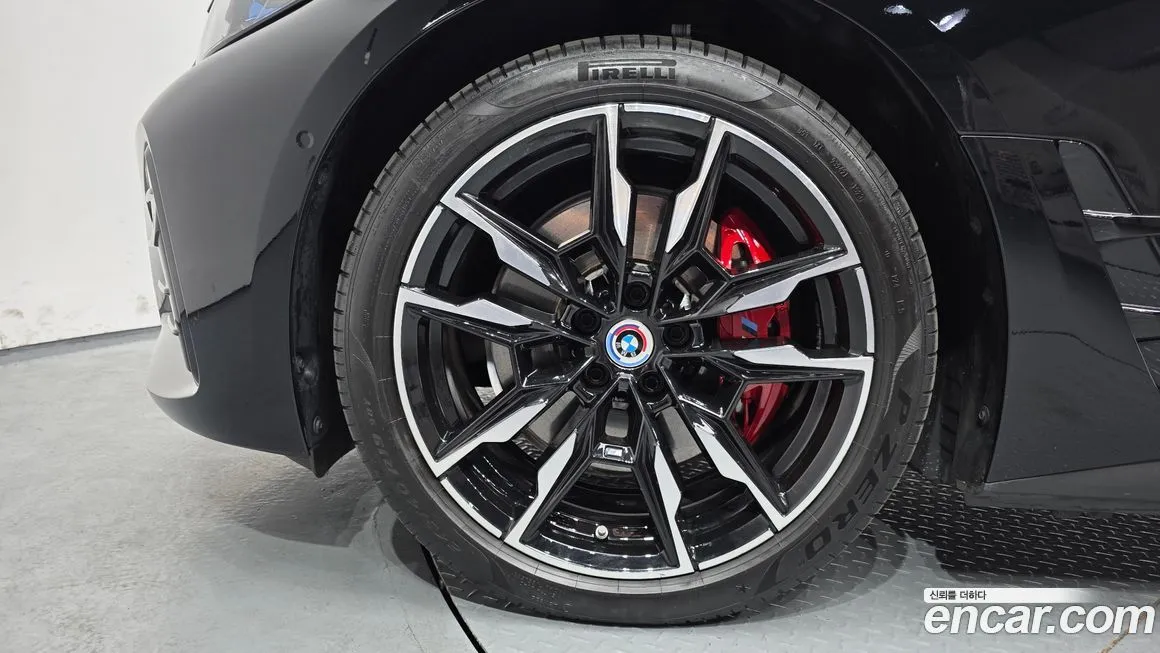 BMW i4 2024 из KR, фото 9