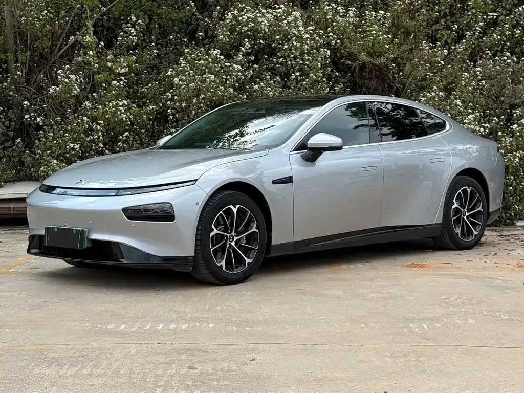 XPeng P7