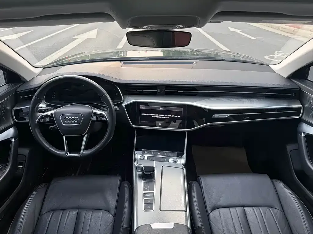 Audi A6L 2021 из CN, фото 2