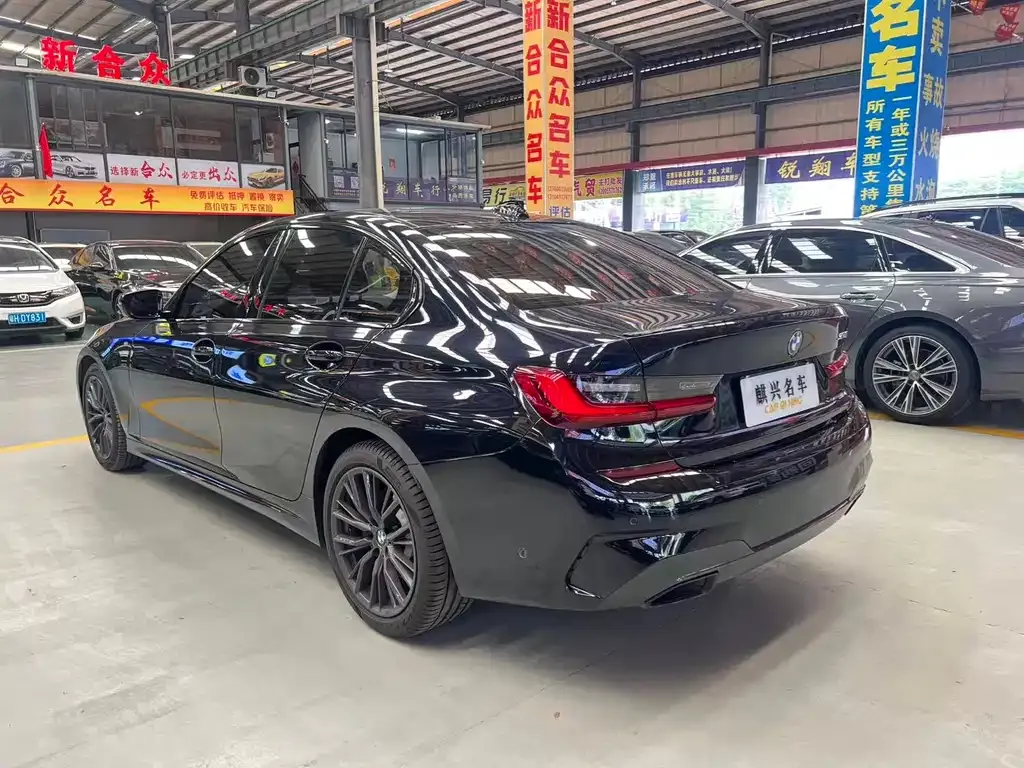 BMW 3 Series 2022 из CN, фото 6