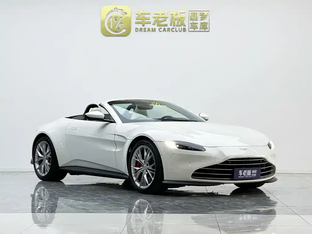 Aston Martin V8 Vantage 2022 из CN, фото 8