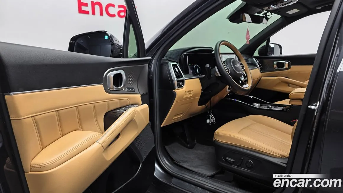 Kia Sorento — фото 8