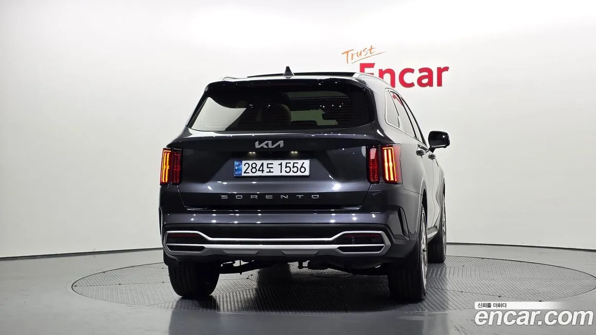Kia Sorento — фото 4