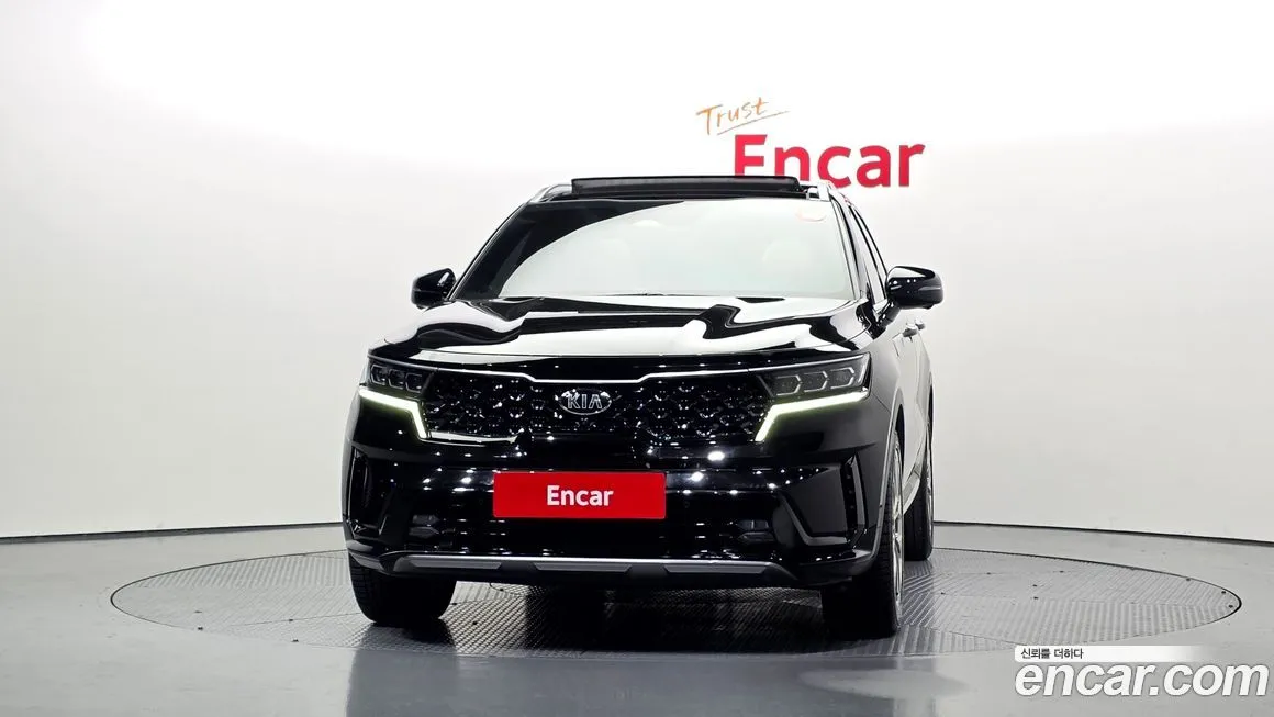 Kia Sorento — фото 10