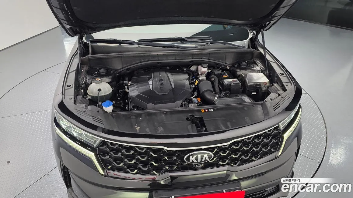 Kia Sorento — фото 8