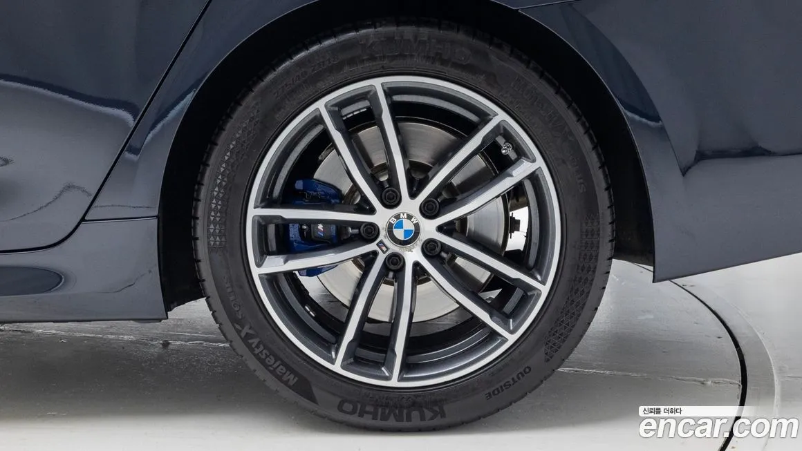 BMW 5-Series 2023 из KR, фото 10