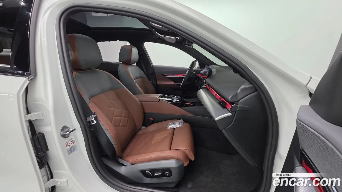 BMW i5 2024 из KR, фото 5