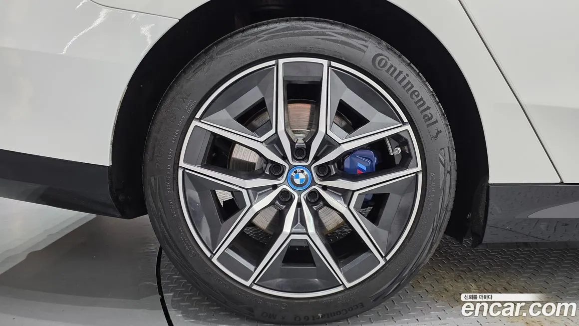 BMW i5 2024 из KR, фото 9