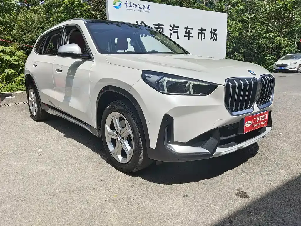 BMW X1 — фото 8