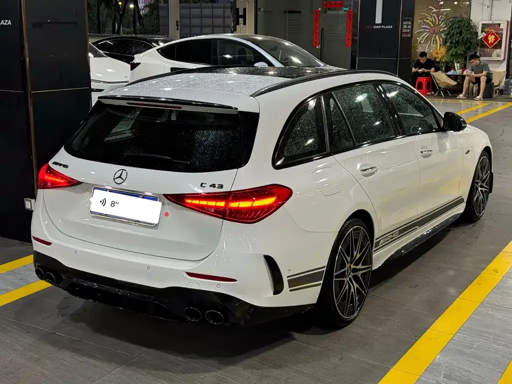Mercedes-Benz C-Class AMG — фото 10