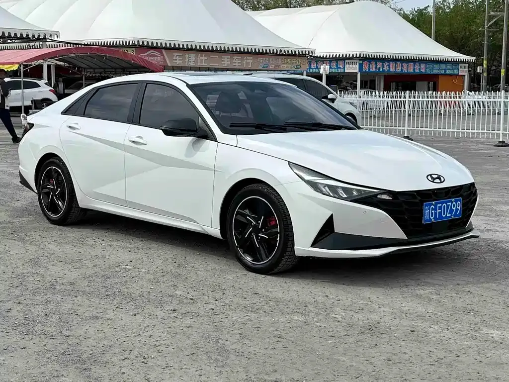 Hyundai Elantra 2023 из CN, фото 7