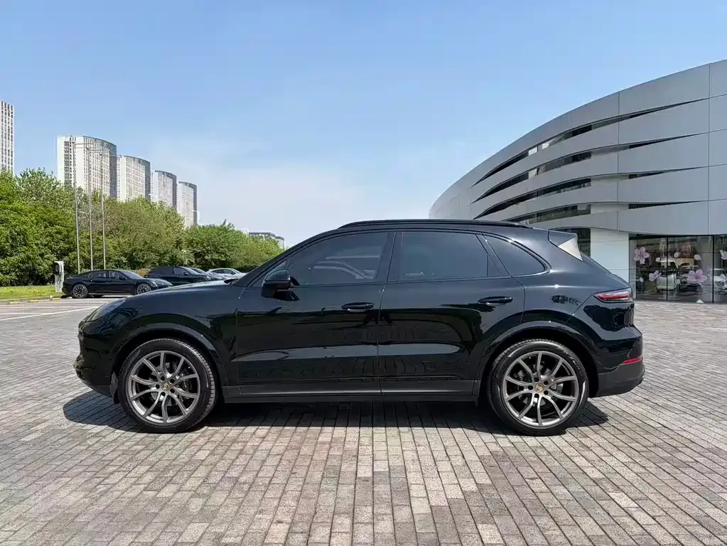 Porsche Cayenne 2023 из CN, фото 9