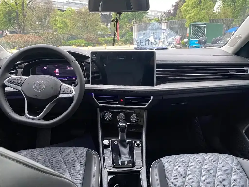 Volkswagen Sagitar 2023 из CN, фото 7