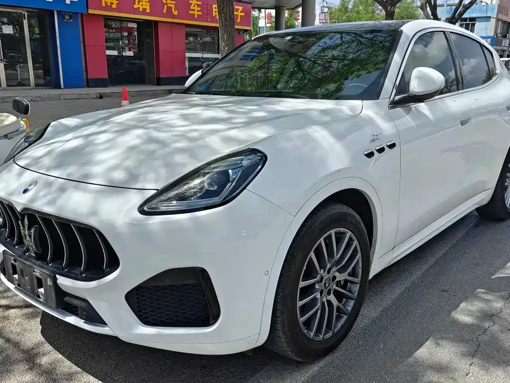 Maserati Grecale