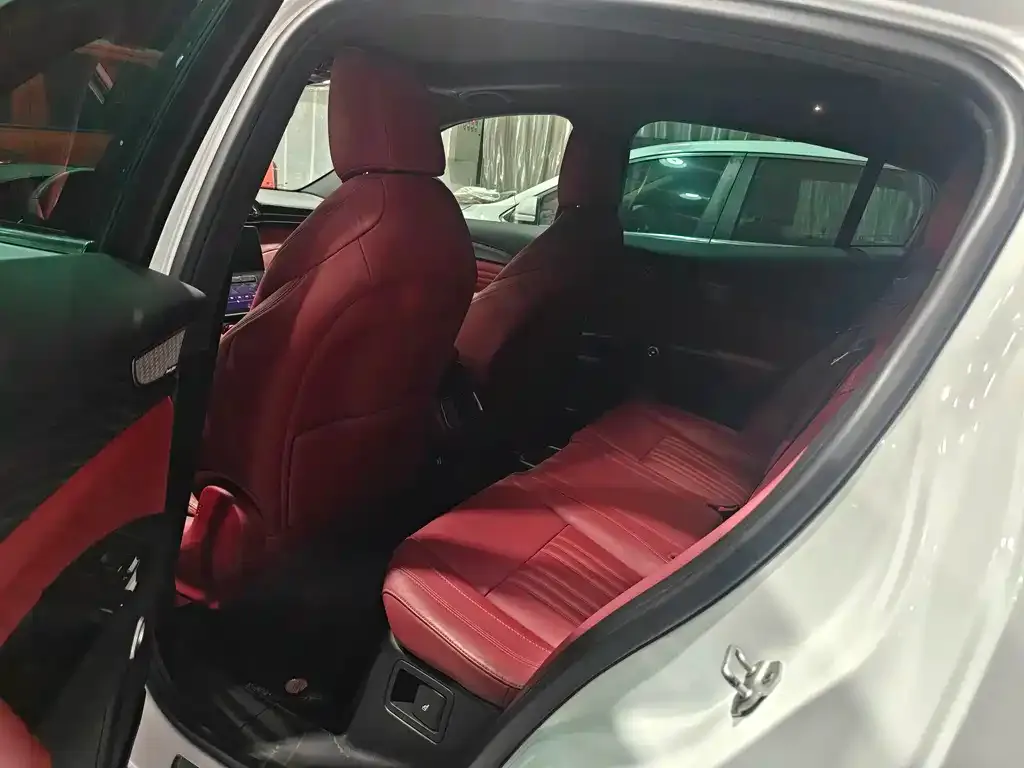 Maserati Grecale 2024 из CN, фото 2