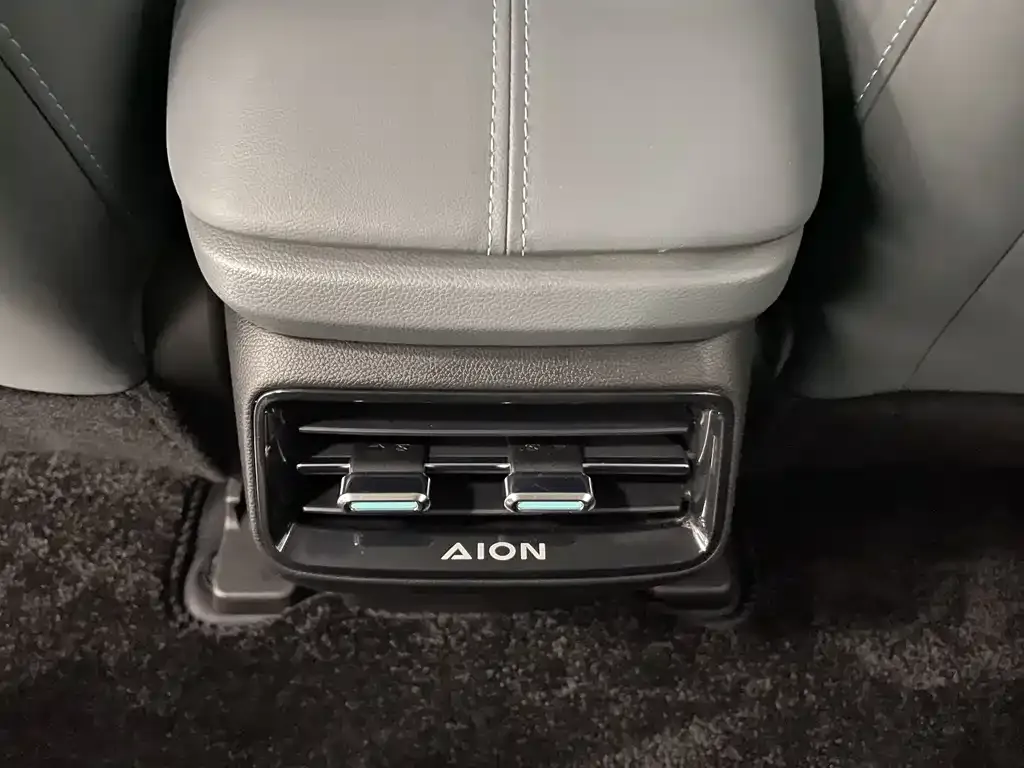 Aion Y 2025 из CN, фото 8