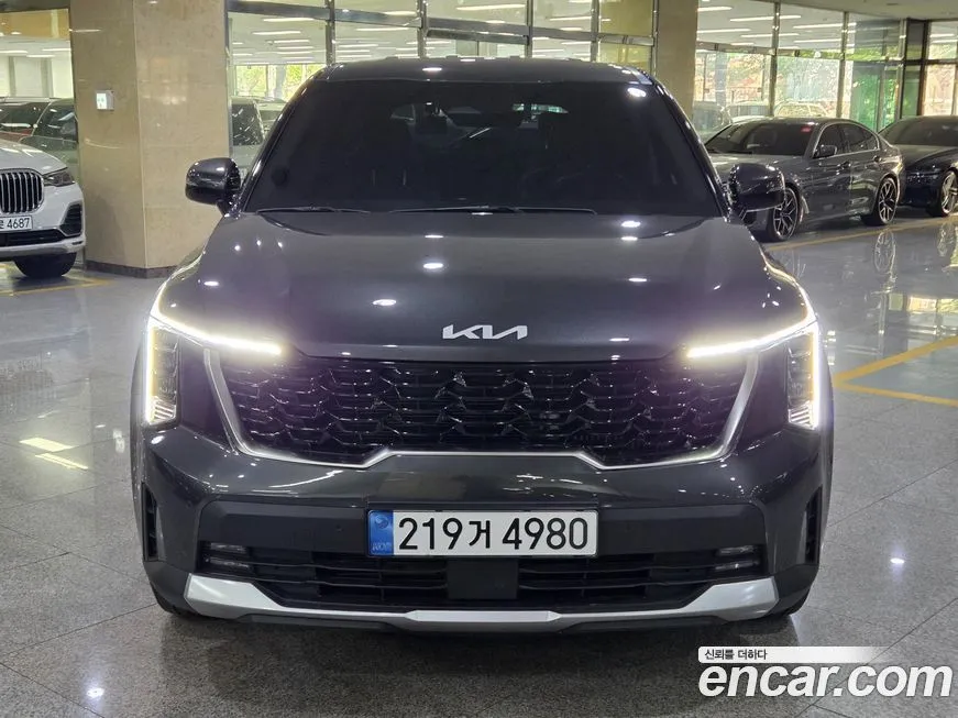 Kia Sorento — фото 8