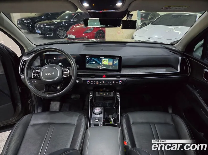 Kia Sorento — фото 9
