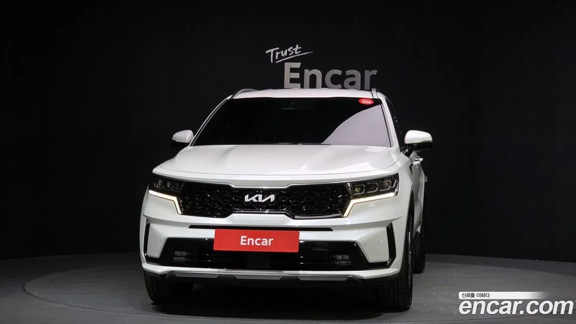 Kia Sorento — фото 7