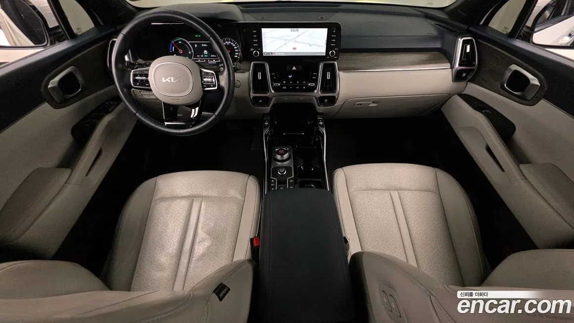 Kia Sorento — фото 9