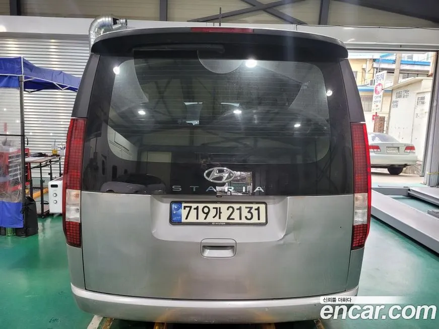 Hyundai Staria — фото 1