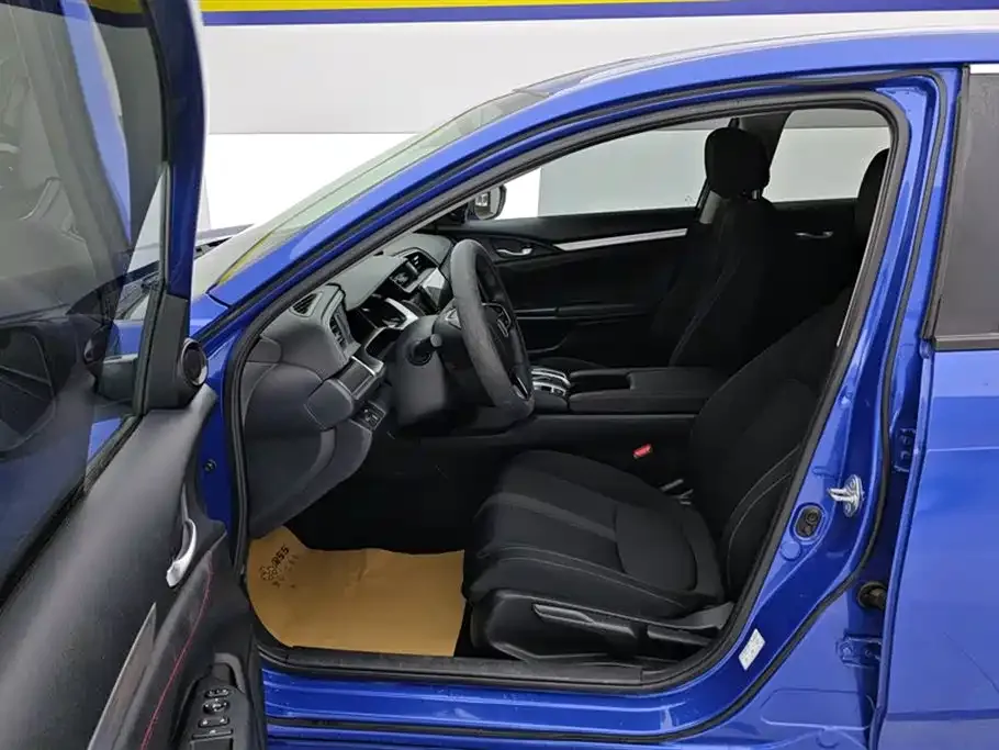 Honda Civic — фото 9