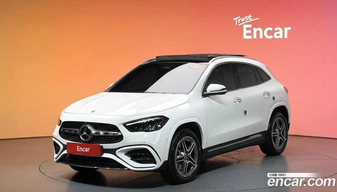 Mercedes-Benz GLA-Class — фото 1