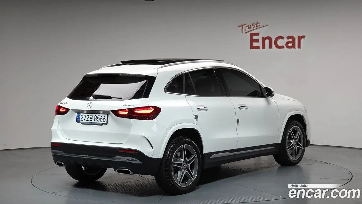 Mercedes-Benz GLA-Class — фото 4